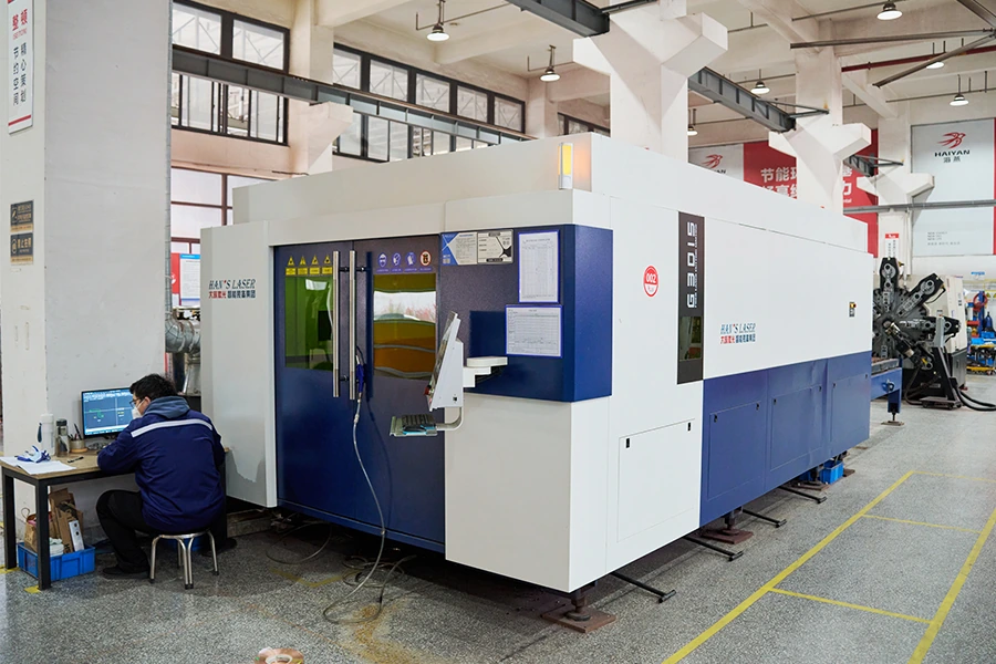 Enclosed production equipment in the workshop