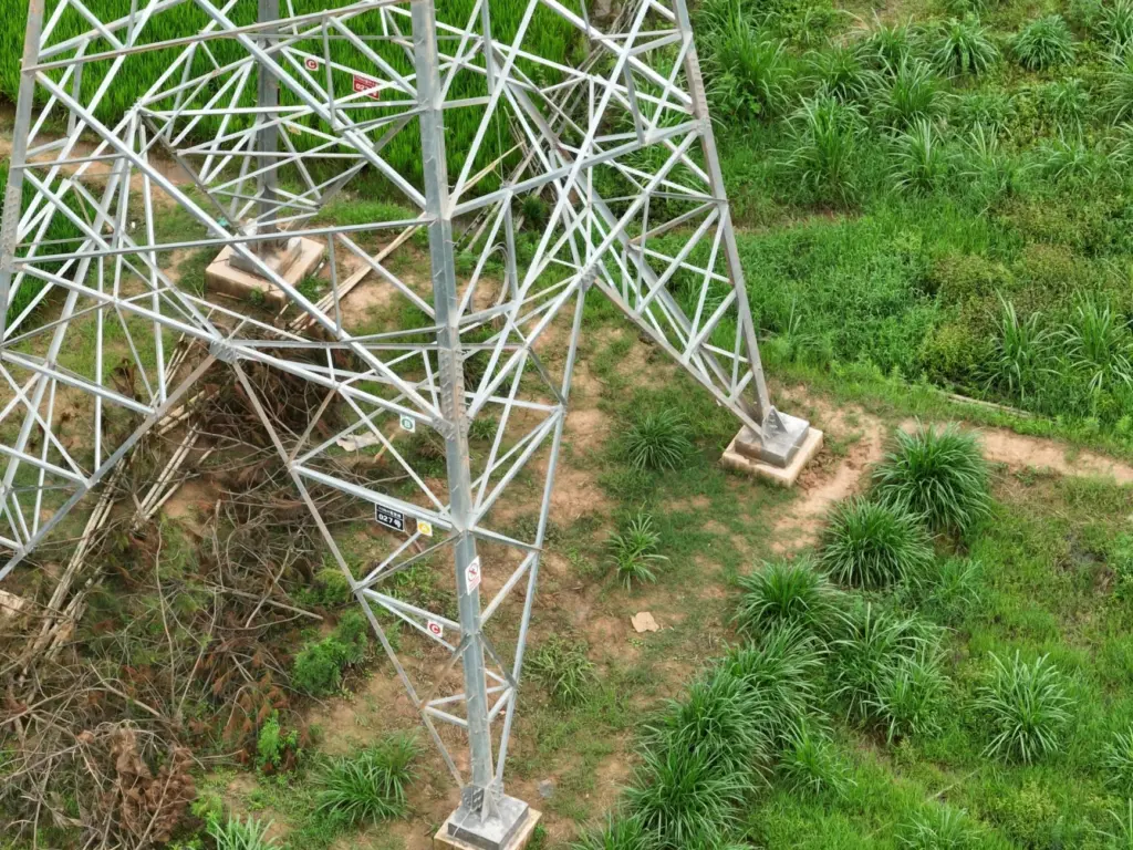 110kV transmission towers and outgoing-line works recorded near Ji'an Tianyu substation