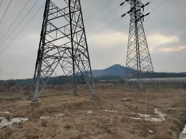 Outdoor substation and transmission equipment recorded for the Luoting 110kV project in Nanchang