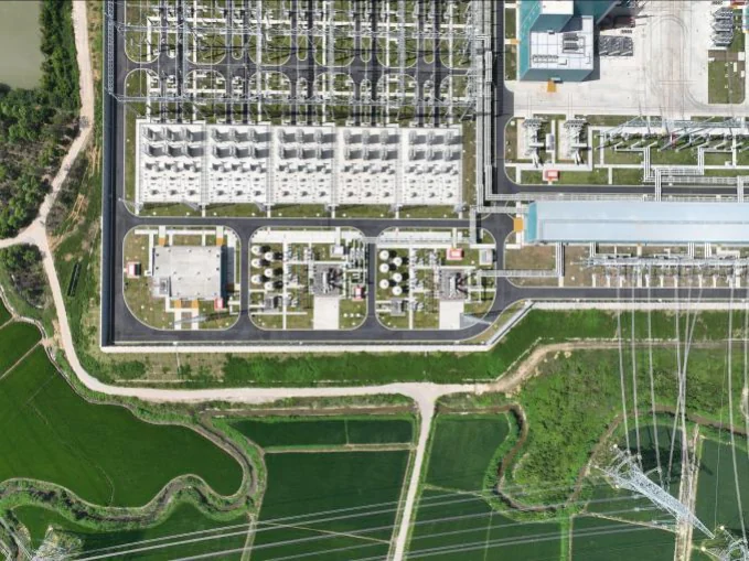 Aerial view of the receiving-end 500 kV AC switchyard