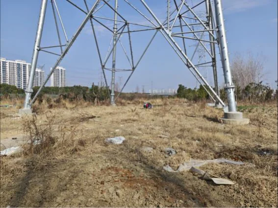 Loop-in line connection: tower 062