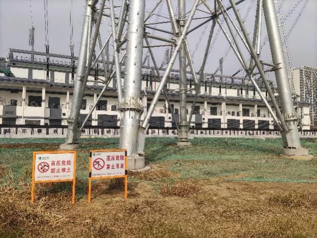 Tower-base steelwork and line identification