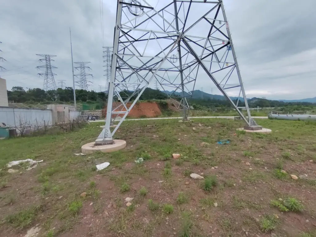 Shared tower No. 3 for the Yuqing I, Yuqing II and Yufu circuits