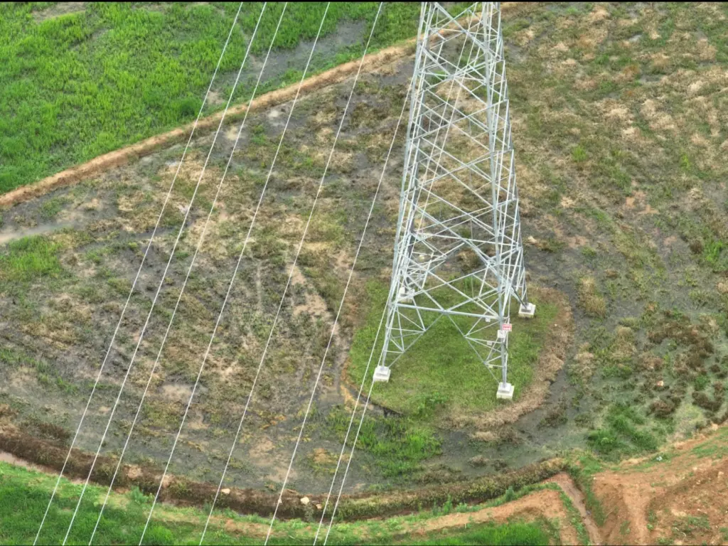 Yufu line tower and conductor spans viewed from above